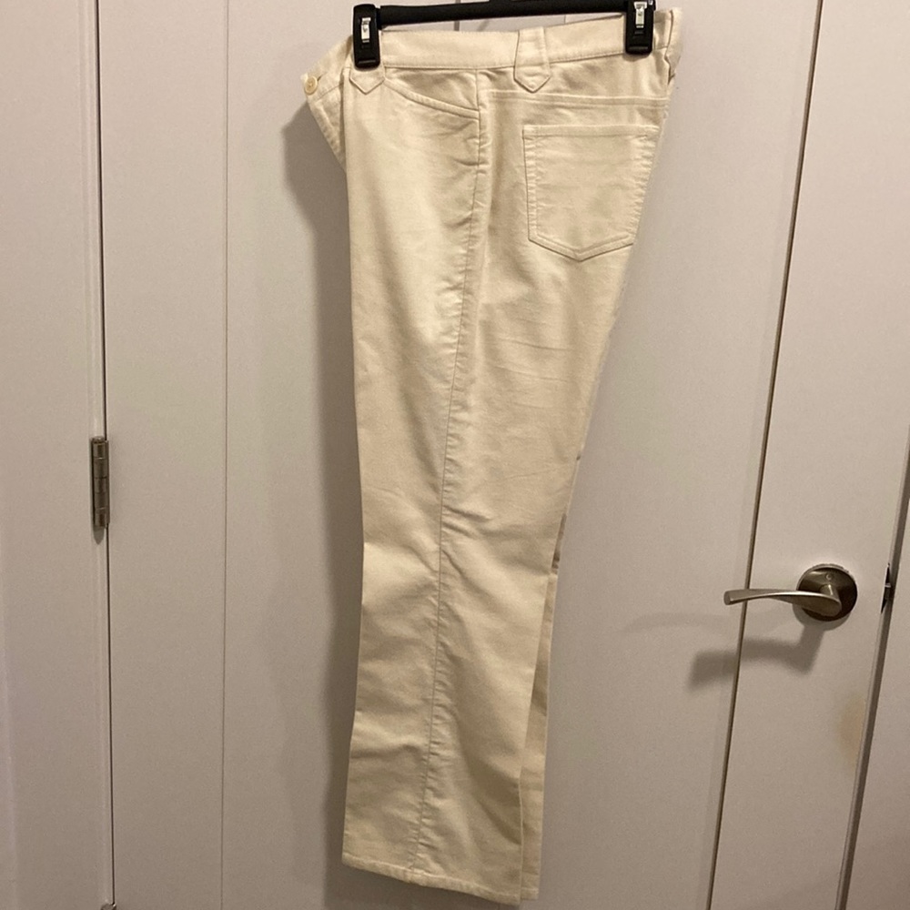 Petite traditional cream jeans. Lauren Ralph Lauren.